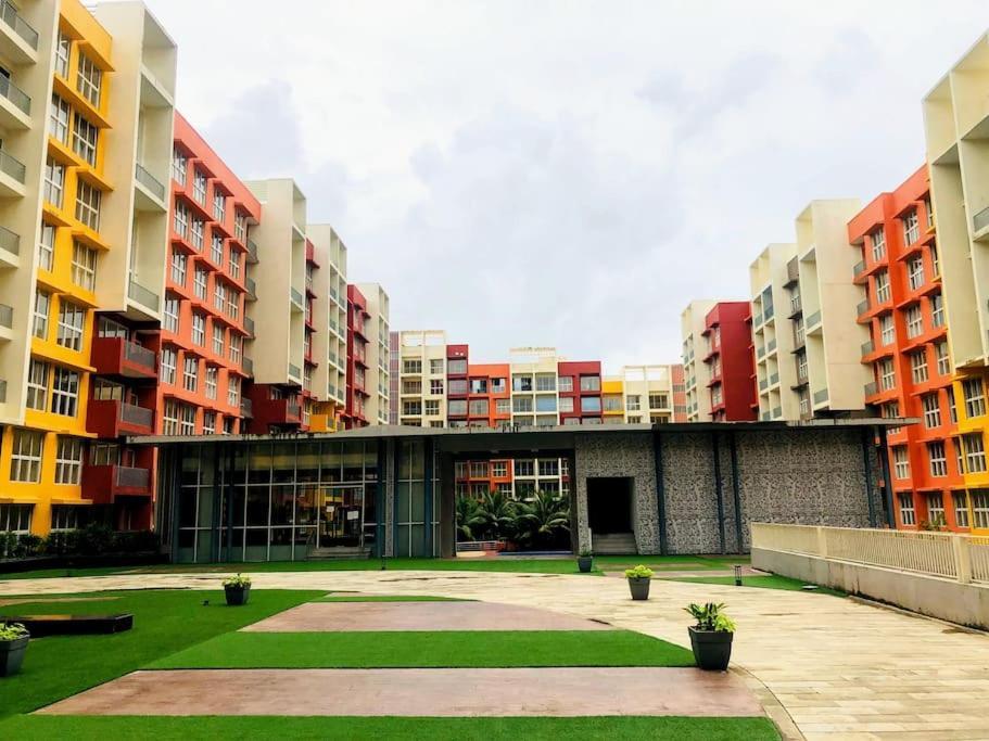 Lovely 2-Bedroom Sea View Serviced Apartment Dabolim Goa Dış mekan fotoğraf